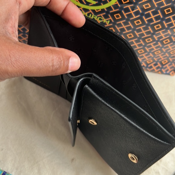 Tory Burch Wallet - Picture 7 of 8